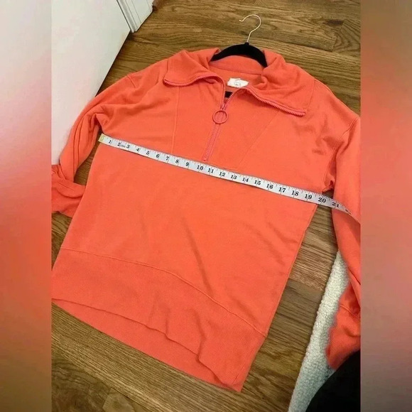 Lou & Grey Signaturesoft Coral Pink Zip Up Shirt size Small - Picture 8 of 9